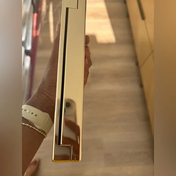 Christian Dior limited edition gold clutch gift with chain. Never used. NWOT - Picture 4 of 8